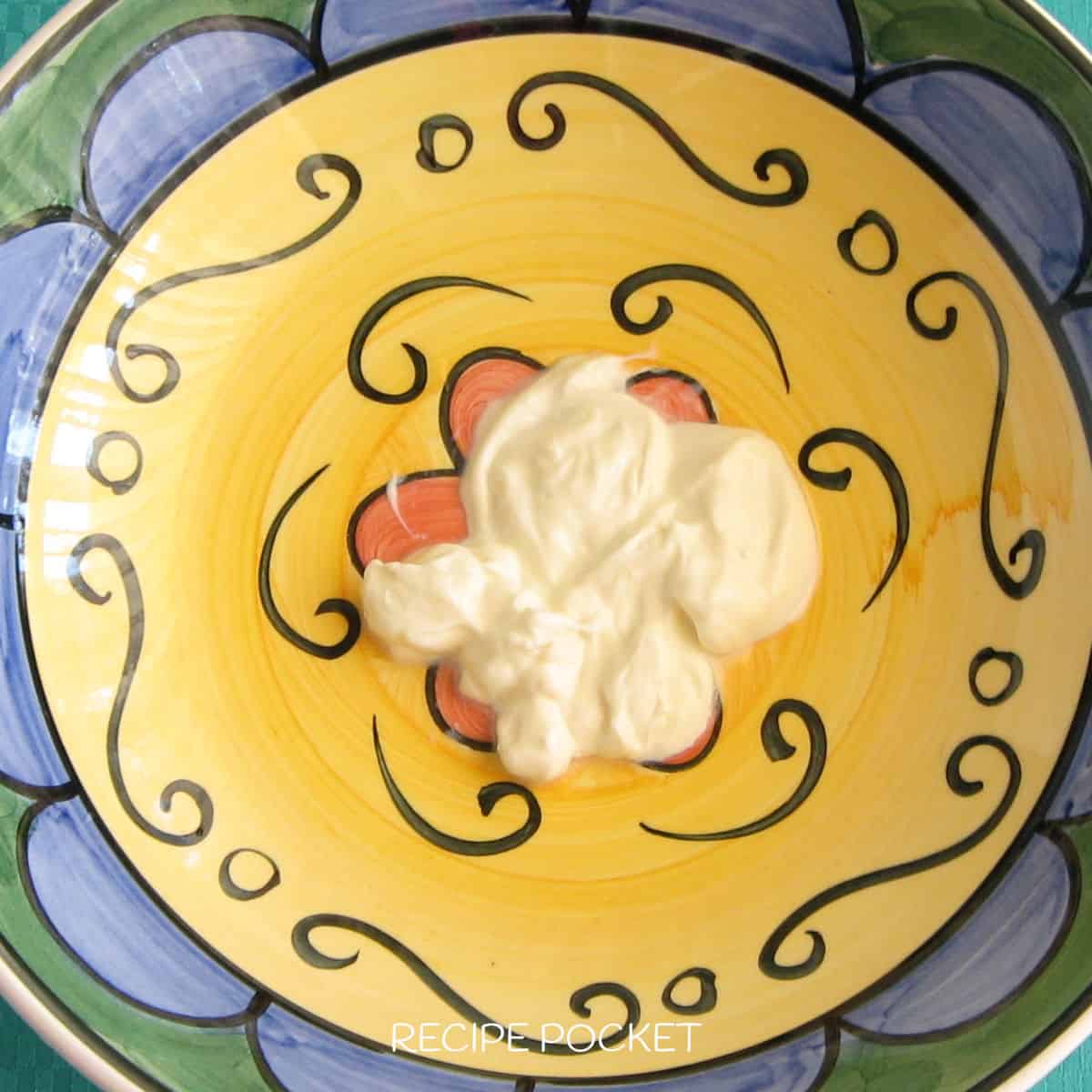 Yogurt starter in bowl.